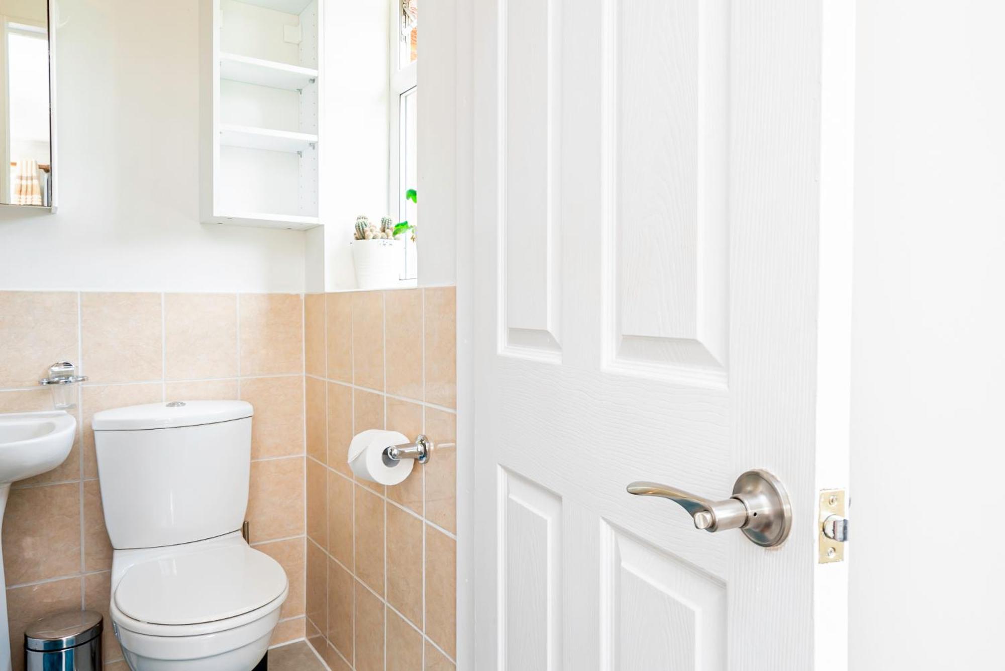 Earley Luxury Ensuite Room With Private Entrance Ридинг Экстерьер фото